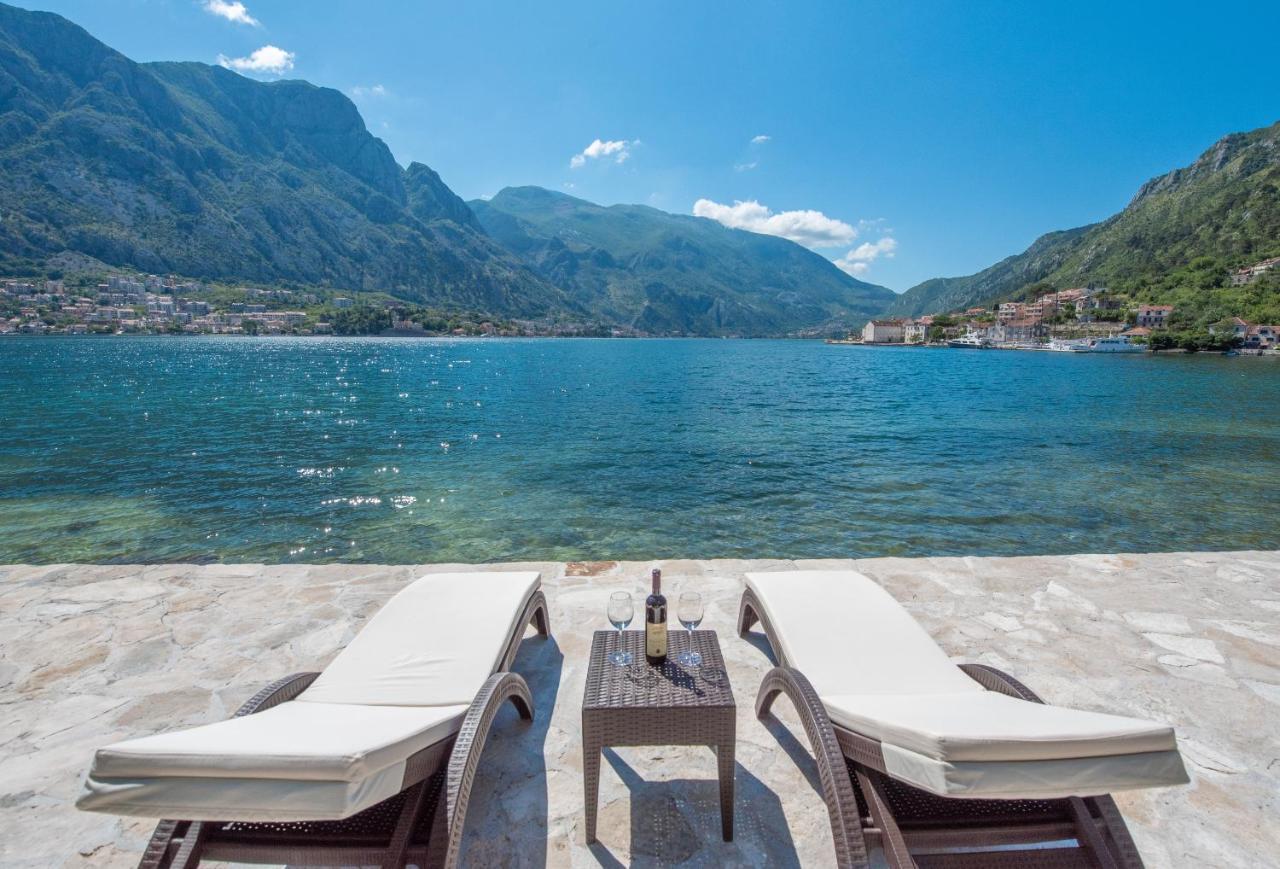 Seafront Apartment Kotor Exteriör bild